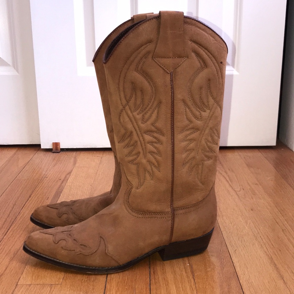 Authentic Guess Women’s Western Boots